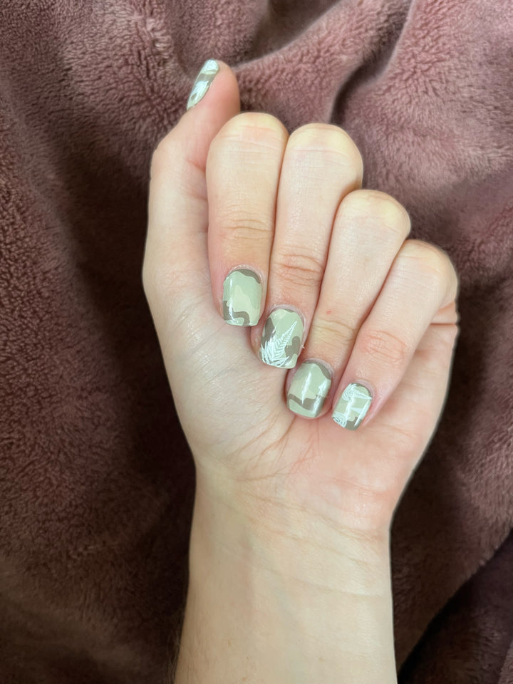 Shop Kinolau x Iwi Nails: Uhiwai