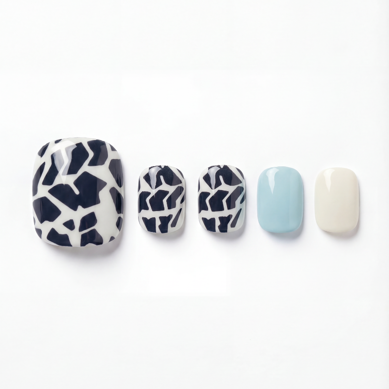 Pedicure: Pupu Poniuniu 1 (Hebrew Cone)