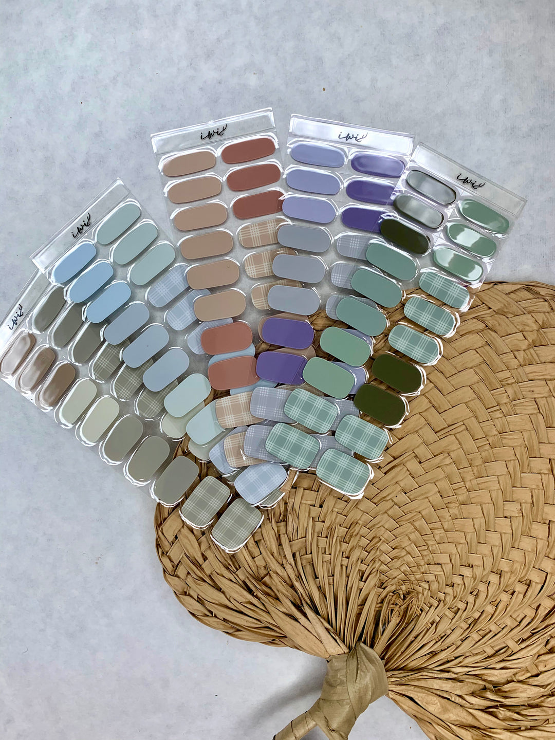 Palaka Gell Nail Strips, Iwi Nails